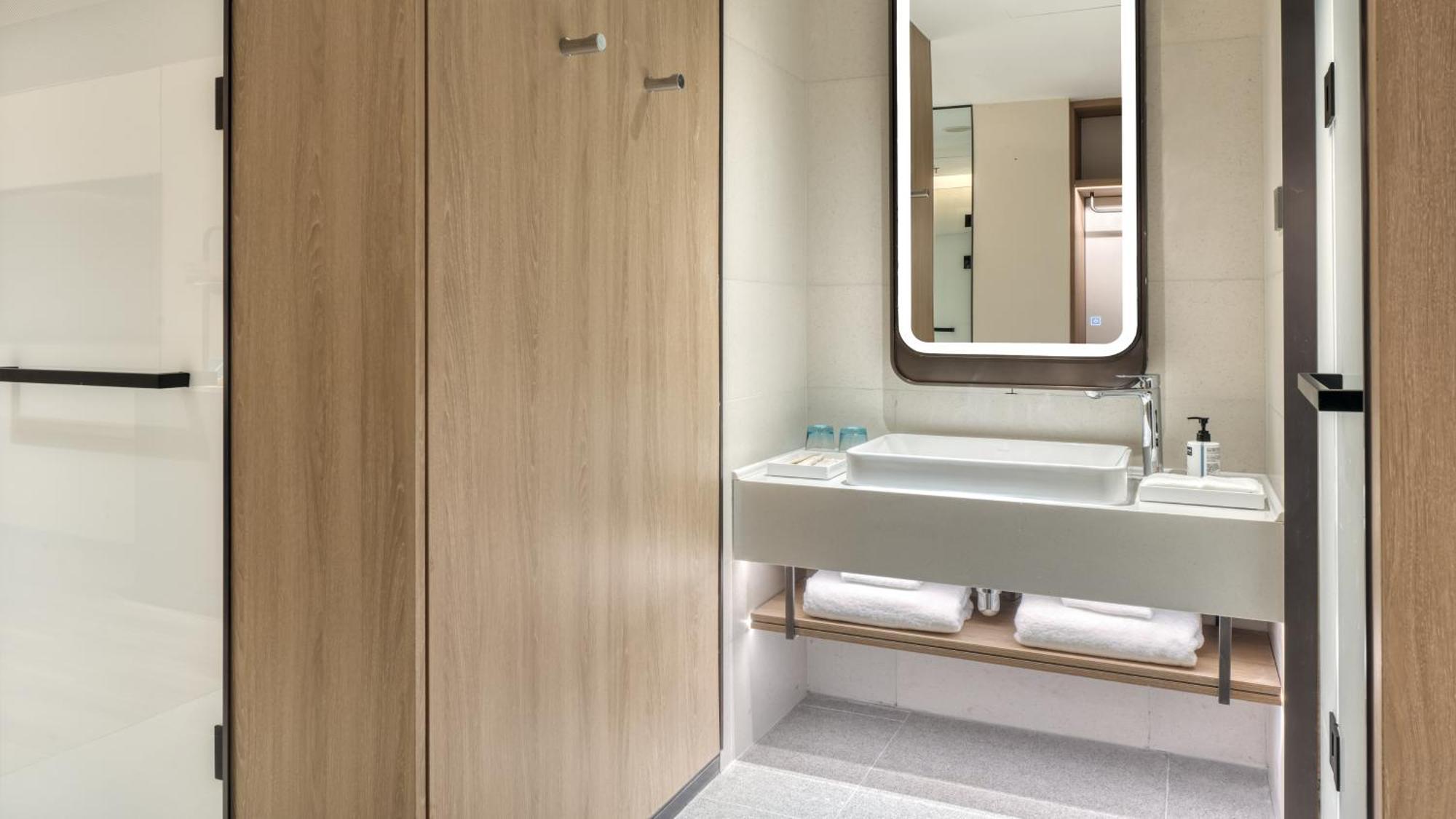 Holiday Inn Express Rugao City Center, An Ihg Hotel Nantong Exteriör bild